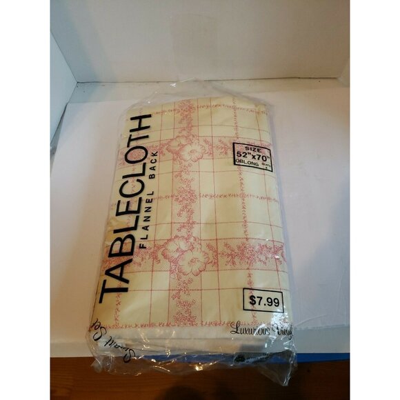 Vintage  Luxurious Vinyl 52”x70” Oblong Vinyl Flannel Back Spring Tablecloth - Picture 1 of 3